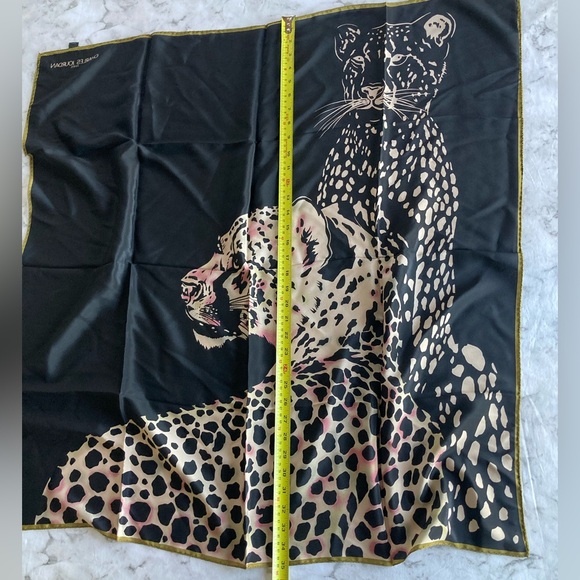 100% silk scarf Charles Jourdan Paris - Picture 6 of 7